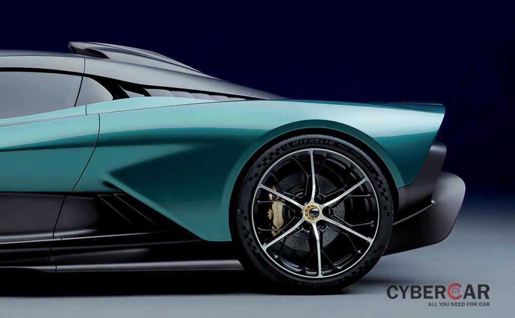 Aston Martin Việt Nam mở cọc đặt hàng siêu xe Valhalla, liệu sẽ có giá hơn 40 tỷ đồng? ảnh 7