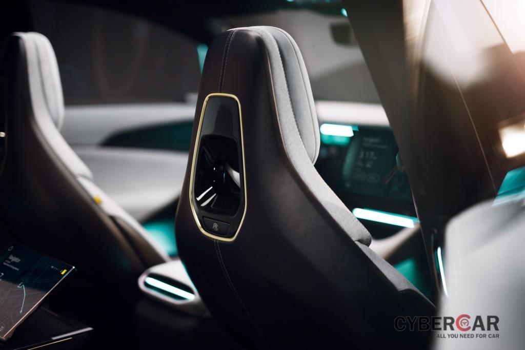 Nhìn lướt qua ngỡ Lamborghini Urus facelift, hoá ra đây là đối thủ SUV điện ELETRE mới toanh từ hãng Lotus ảnh 10
