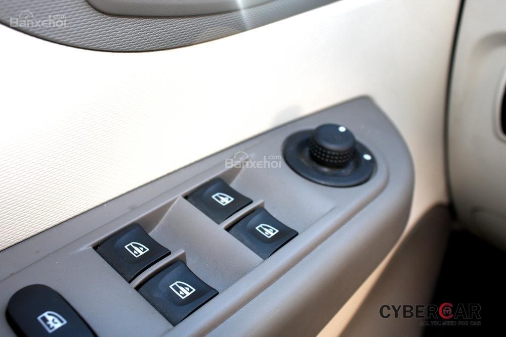 Tại sao cửa sổ chỉnh điện an toàn hơn cho hành khách trên ô tô