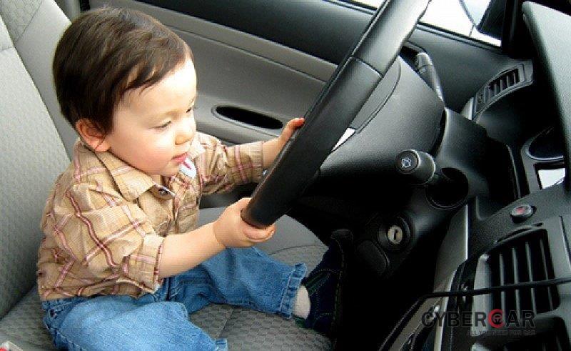 Vị trí an toàn nhất trên xe ô tô dành cho trẻ em 2