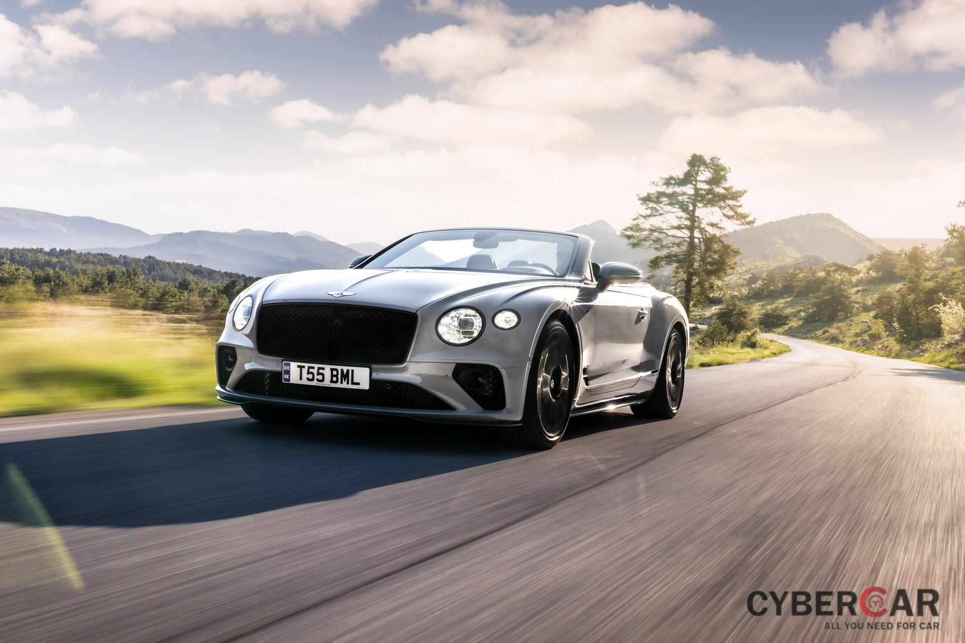 Bentley gioi thieu phien ban the thao cho Continental GT va GTC anh 1