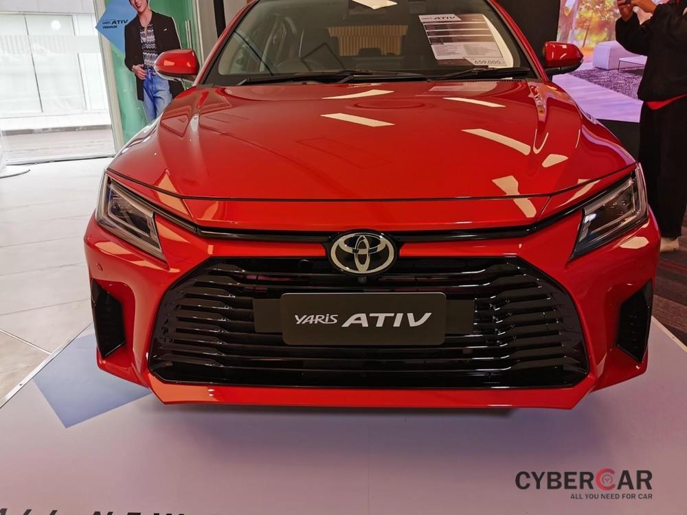 Cận cảnh thiết kế đầu xe của Toyota Vios 2023
