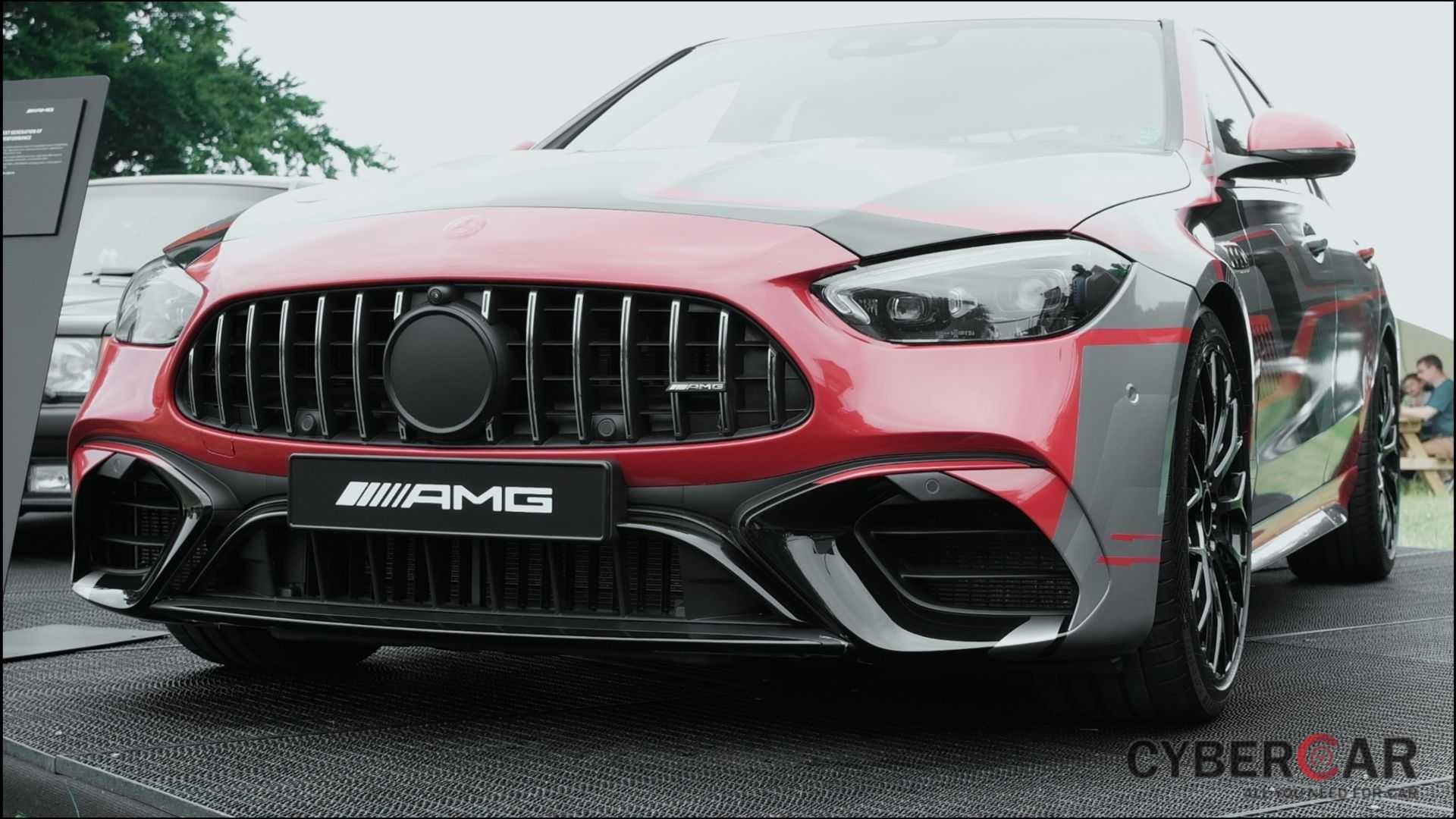 Mercedes-AMG C 63 moi anh 4