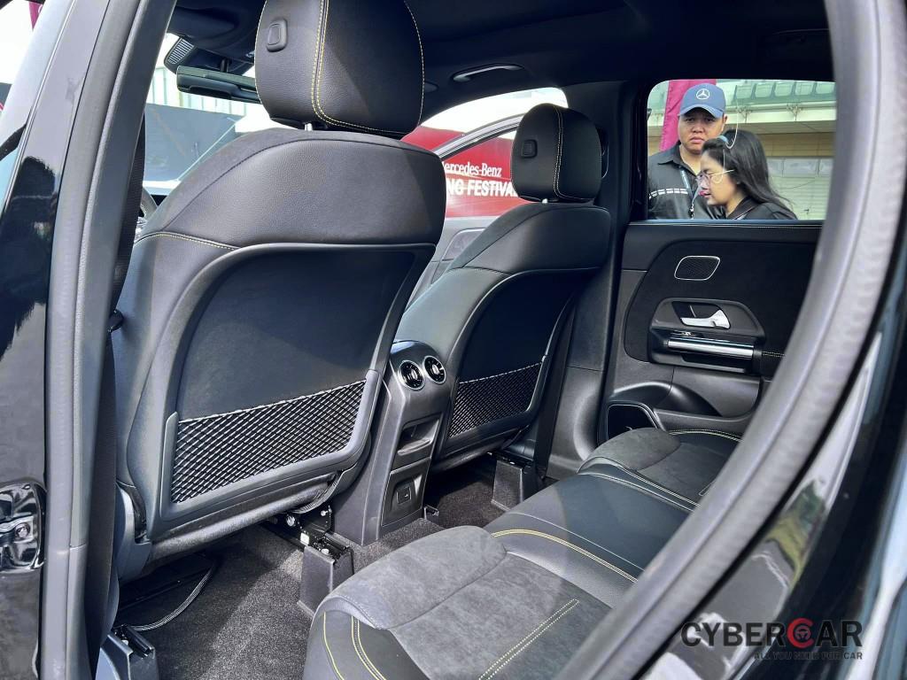 Cận cảnh Mercedes-AMG GLA 45 S thế hệ mới lần đầu xuất hiện tại Hà Nội ảnh 11