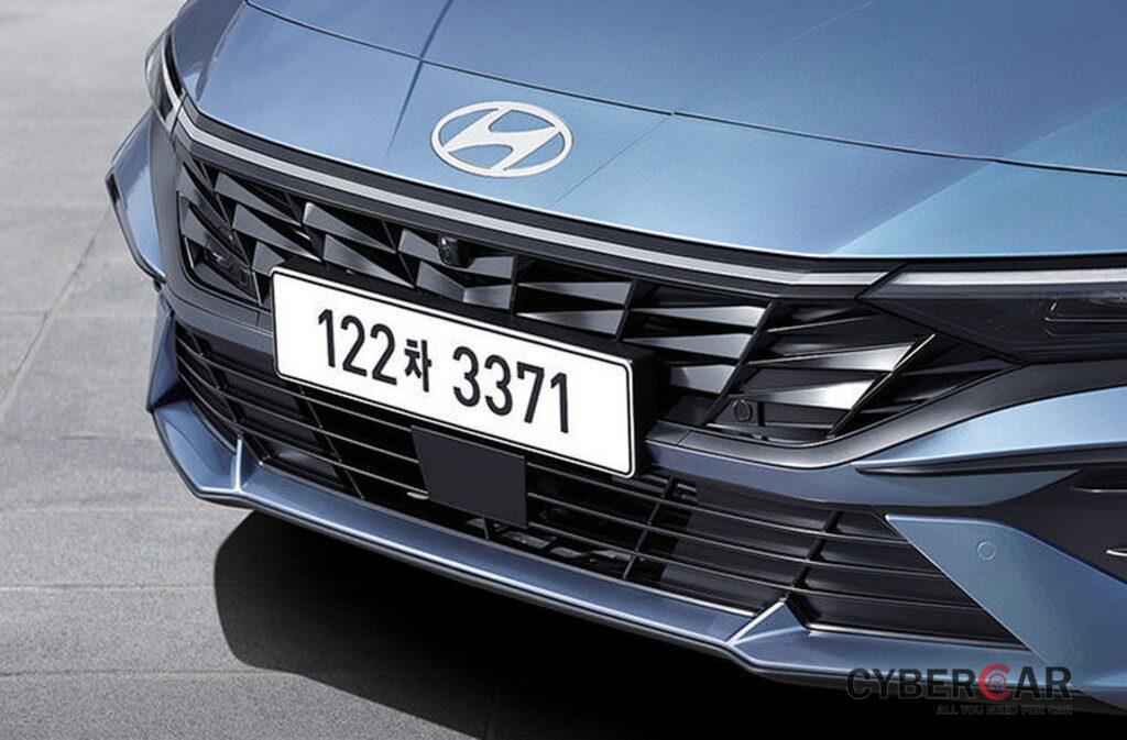 Chi tiết Hyundai Elantra 2024 - Lột xác hoàn toàn hyundai-elantra-2024-010.jpg