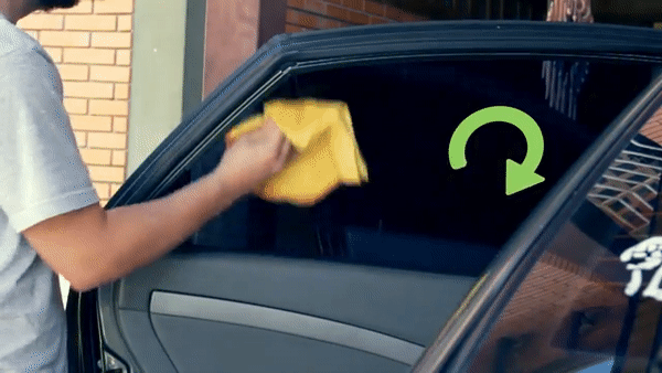 Quy trình vệ sinh nội thất ô tô một cách kỹ càng - 4b
