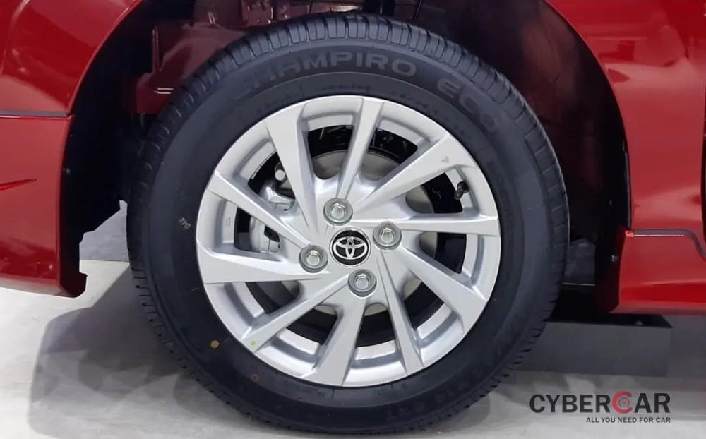 Vành 14 inch của Toyota Wigo 2023