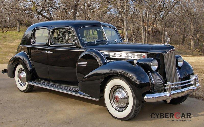 Chiếc xe đầu tiên trên thế giới được trang bị hệ thống điều hoà đến từ hãng ô tô Packard, Mỹ.