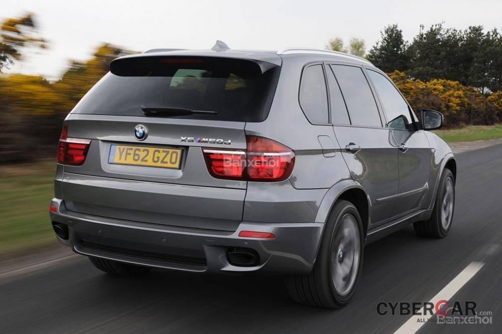Ngay sau khi ra mắt, BMW X5 nhận được nhiều sự quan tâm từ phía khách hàng