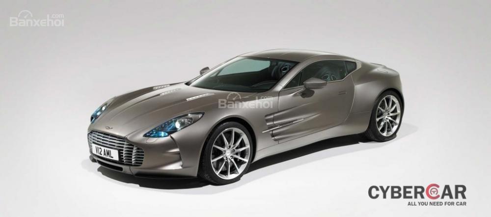 Ô tô Aston Martin màu xám
