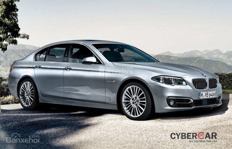 ô tô BMW 5 series màu bạc