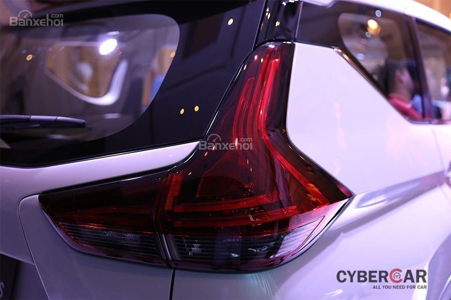 Đèn hậu Mitsubishi Xpander 2018 a1