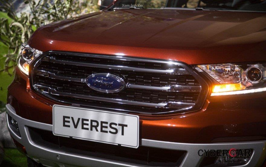 Giá lăn bánh các phiên bản Ford Everest 2018 mới ra mắt Việt Nam, cao nhất hơn 1,6 tỷ đồng - Ảnh 1.