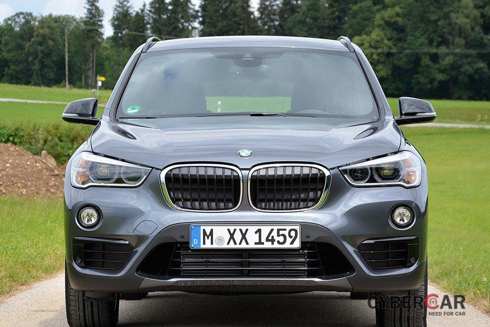 Giá xe BMW X1 2018.