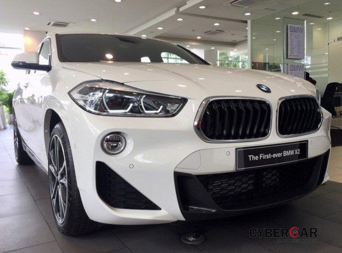 Giá lăn bánh BMW X2 2019 với phiên bản giá rẻ hơn mới ra mắt.