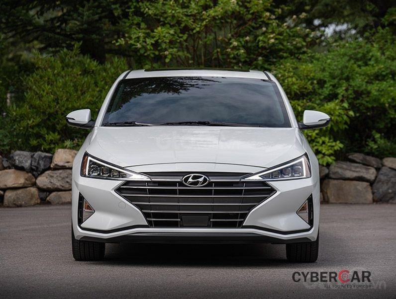 Hyundai Elantra 2019.