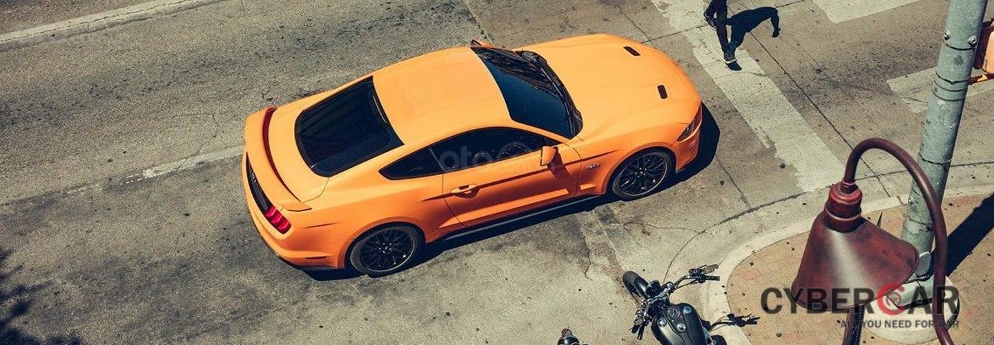 Ưu nhược điểm Ford Mustang 2019: Sang nhưng tiện dùng