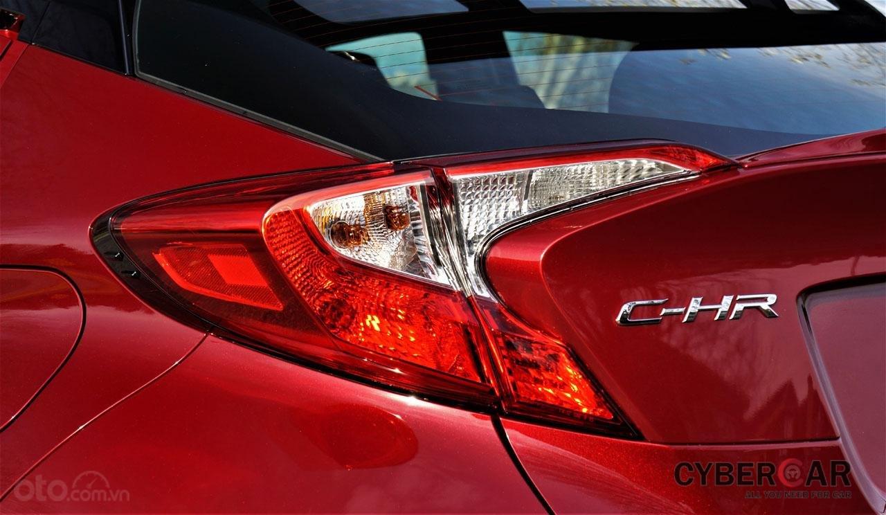 Ưu nhược điểm xe Toyota C-HR 2019: Có các biến thể đặc biệt