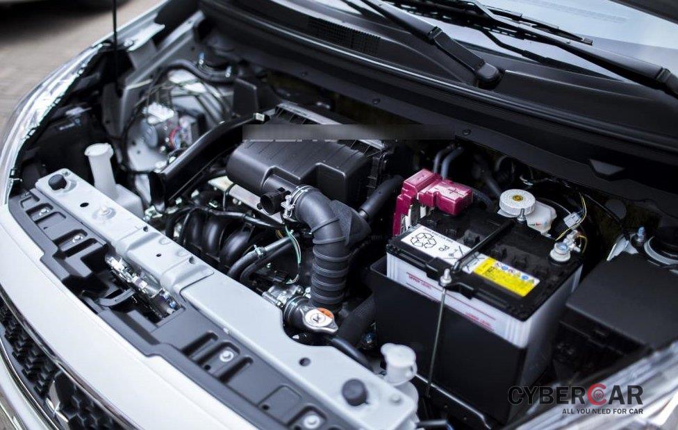 Động cơ 3 xi lanh 1.2L của Mitsubishi Mirage được đánh giá cao về khả năng tiết kiệm nhiên liệu.