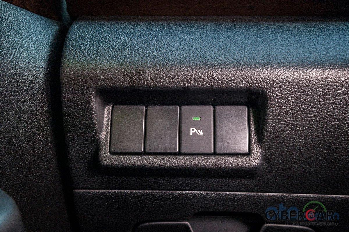 Đánh giá xe Suzuki Ertiga 2019: Hệ thống cảm biến lùi.