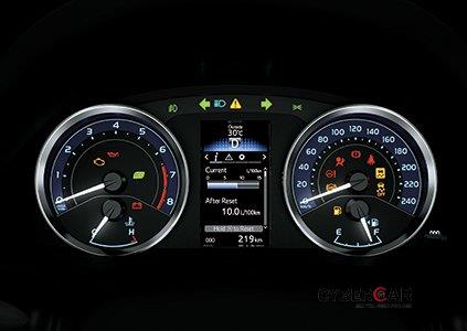So sánh Toyota Corolla Altis 2020 và bản hiện hành qua ảnh a16