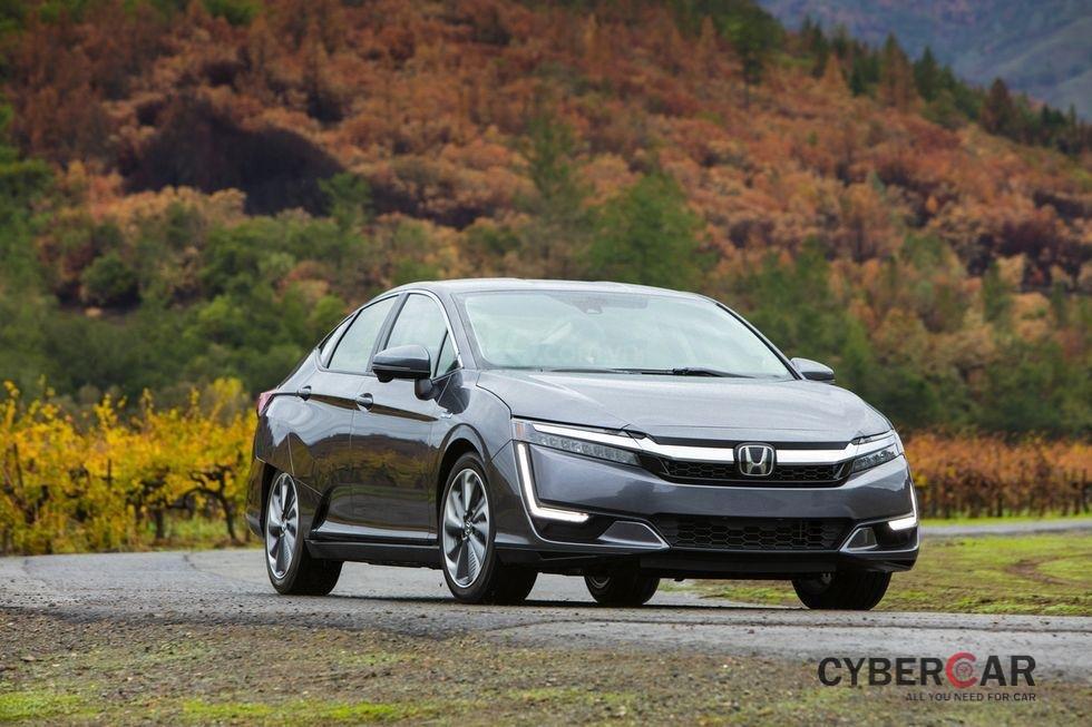 Honda Clarity Plug-In Hybrid.