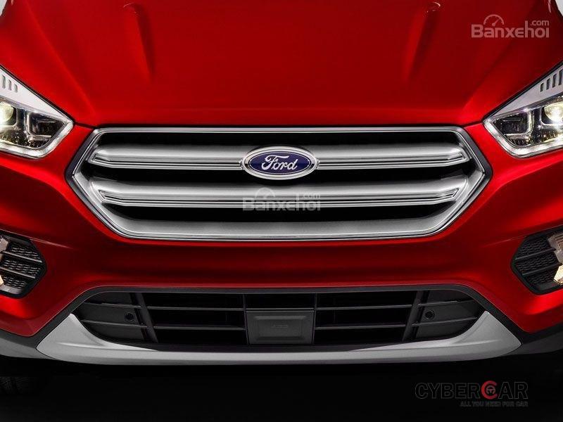 lưới tản nhiệt của ô tô Ford Escape 2017