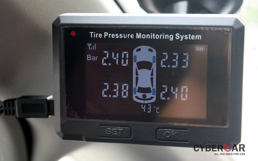 Cảnh báo áp suất lốp (Tire Pressure Monitoring System).