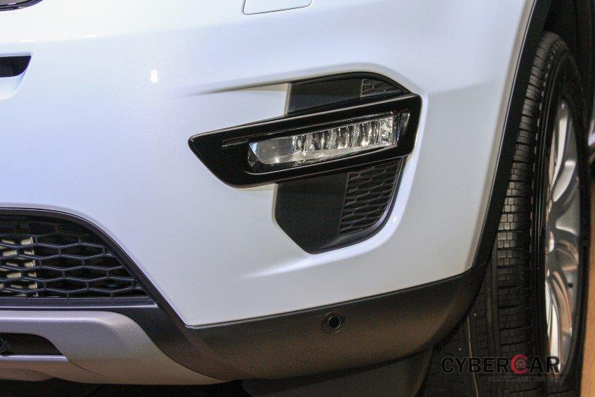 Land Rover Discovery Sport S 2020 và đời cũ khác nhau ở những điểm gì? a12