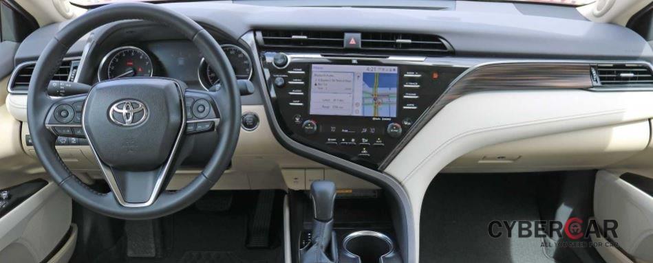Ưu điểm Toyota Camry XLE 2019 - Trang bị an toàn ấn tượng
