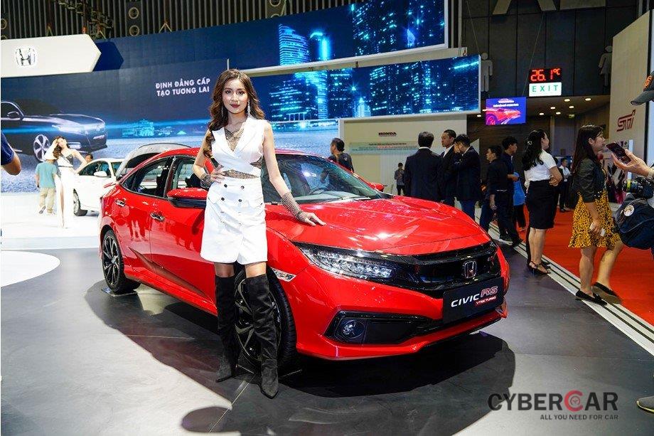 Xe ô tô 5 chỗ tiết kiệm xăng nhất tại Việt Nam: Có Toyota Camry! a3