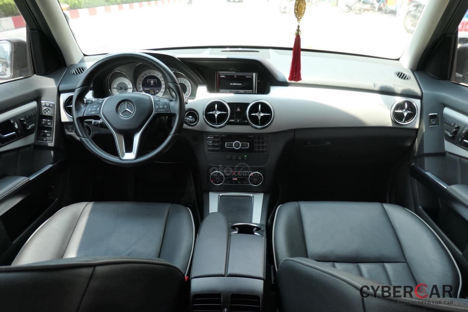 Không gian nội thất xe Mercedes-Benz GLK 250 2013 1