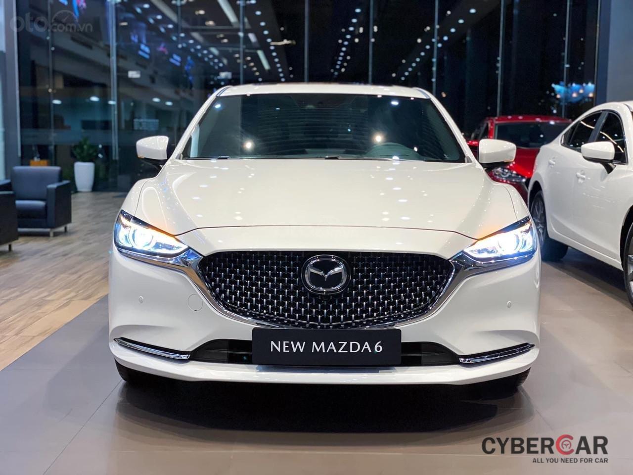 Mazda 6 2.5L Signature Premium (New): giá 1.049 tỷ đồng 1
