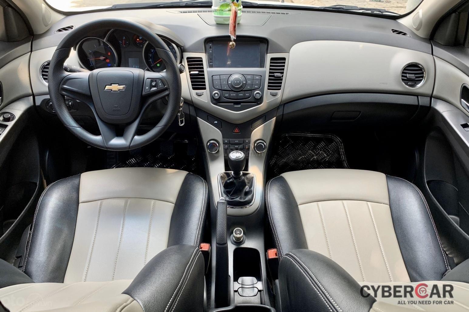 Không gian nội thất xe Chevrolet Cruze 2017 a1