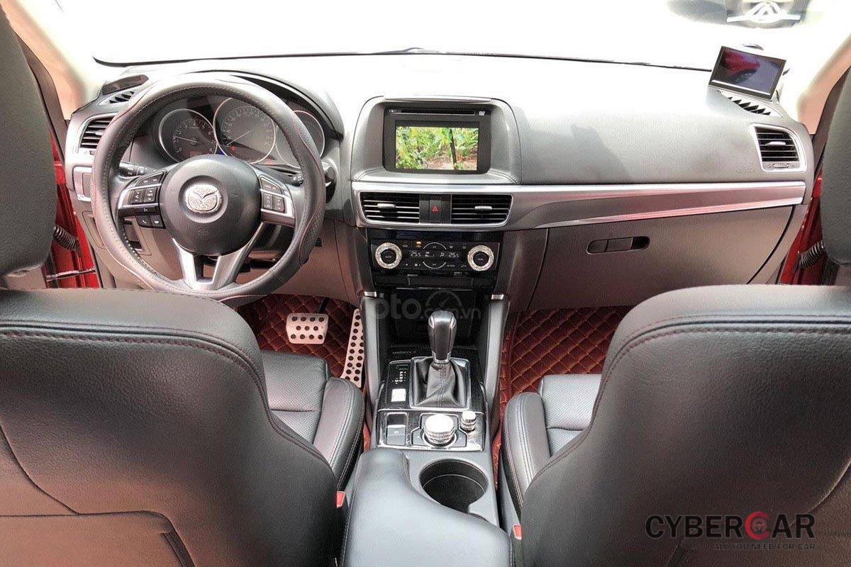 Không gian khoang cabin xe Mazda CX-5 2017 1