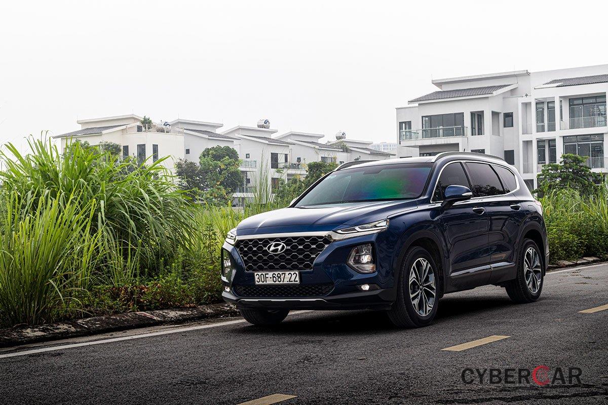 Hyundai Santa Fe 2020 đang bán tại Việt Nam 1