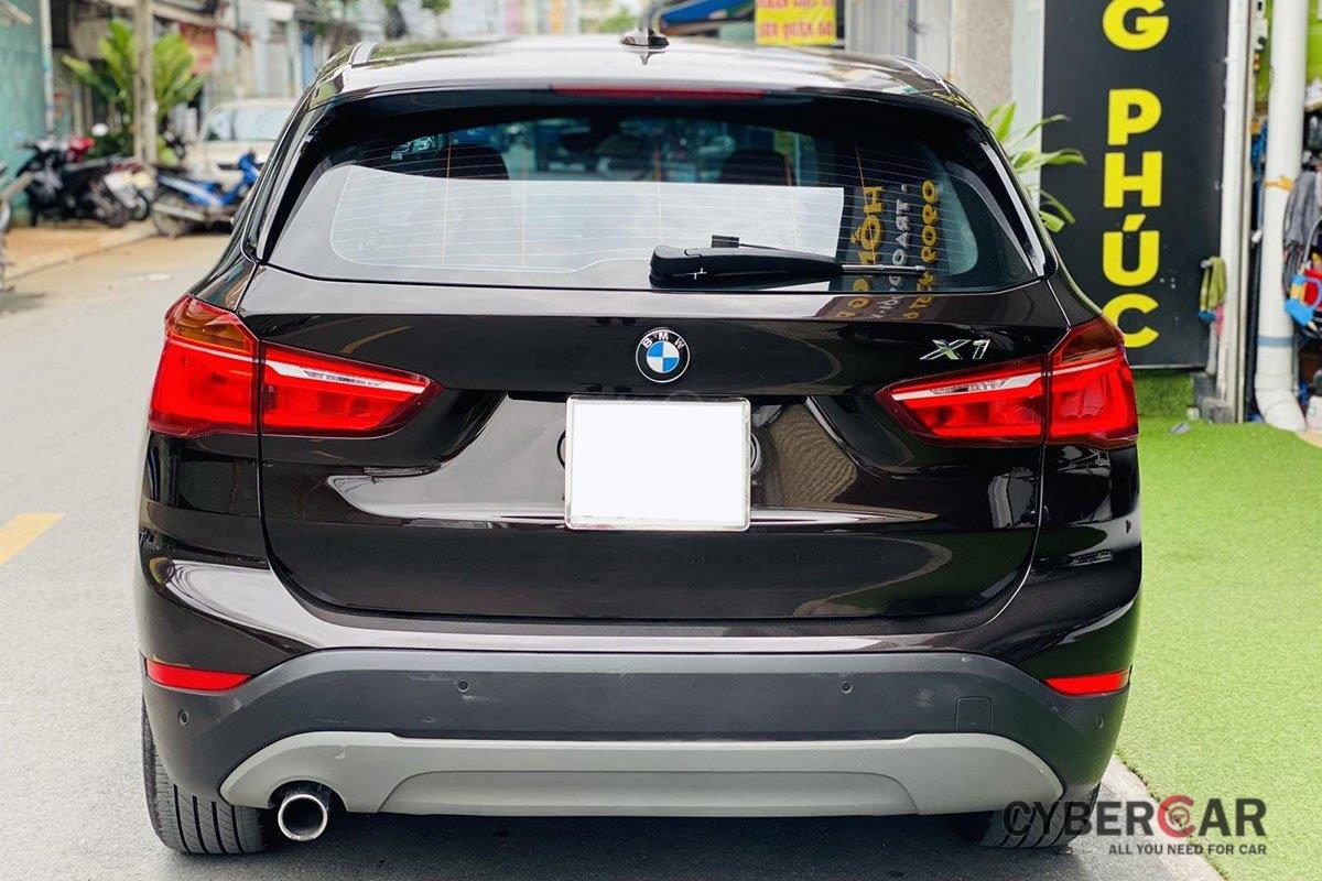 Thiết kế đuôi xe BMW X1 2017 1
