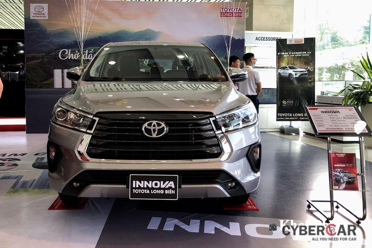 Giá lăn bánh xe Toyota Innova 2020 mới nâng cấp tại Việt Nam a1