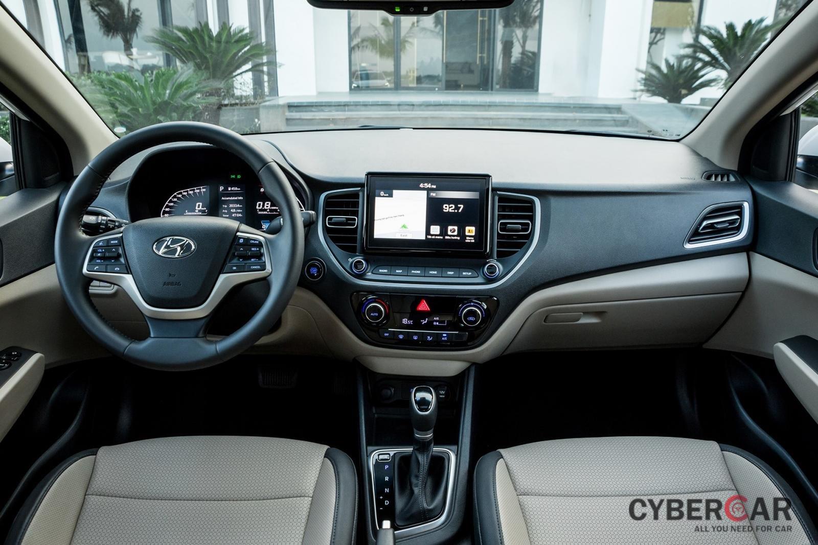 Không gian nội thất xe Hyundai Accent 2021 1
