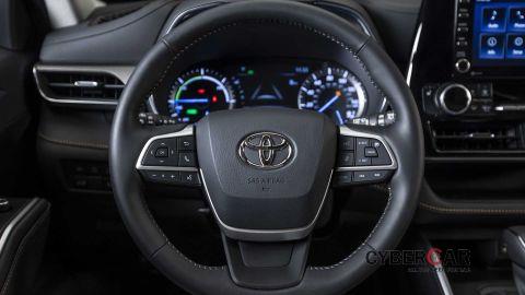 Toyota Highlander 2022 bản Bronze Edition ra mắt, mâm xe là điểm nhấn 2022-toyota-highlander-bronze-edition-steering-wheel.jpeg