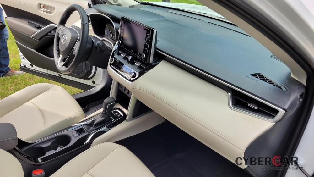 Bản XLE của Toyota Corolla Cross 2022 có sưởi ghế trước
