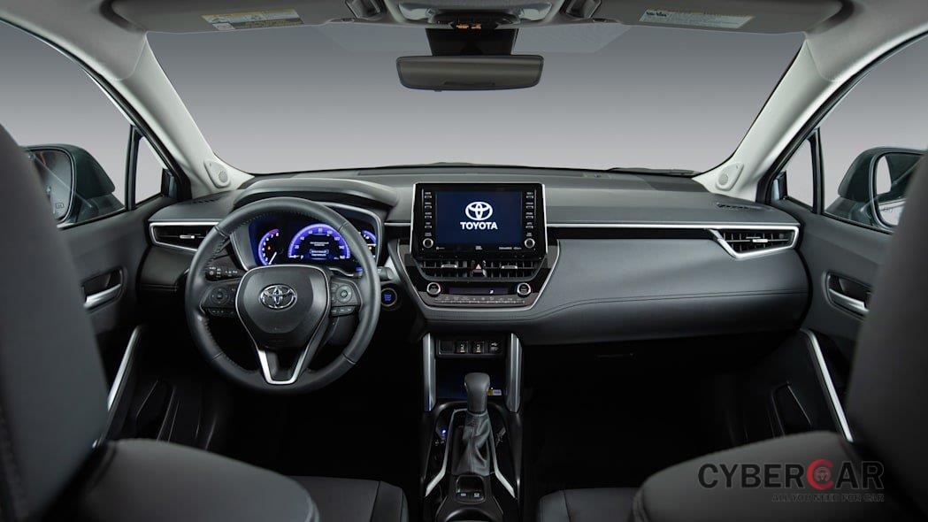 Toyota Corolla Cross 2022 mới mạnh mẽ, đa dụng và tiết kiệm nhiên liệu.