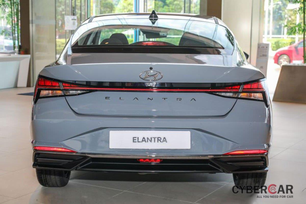 Ngắm Hyundai Elantra 2021 