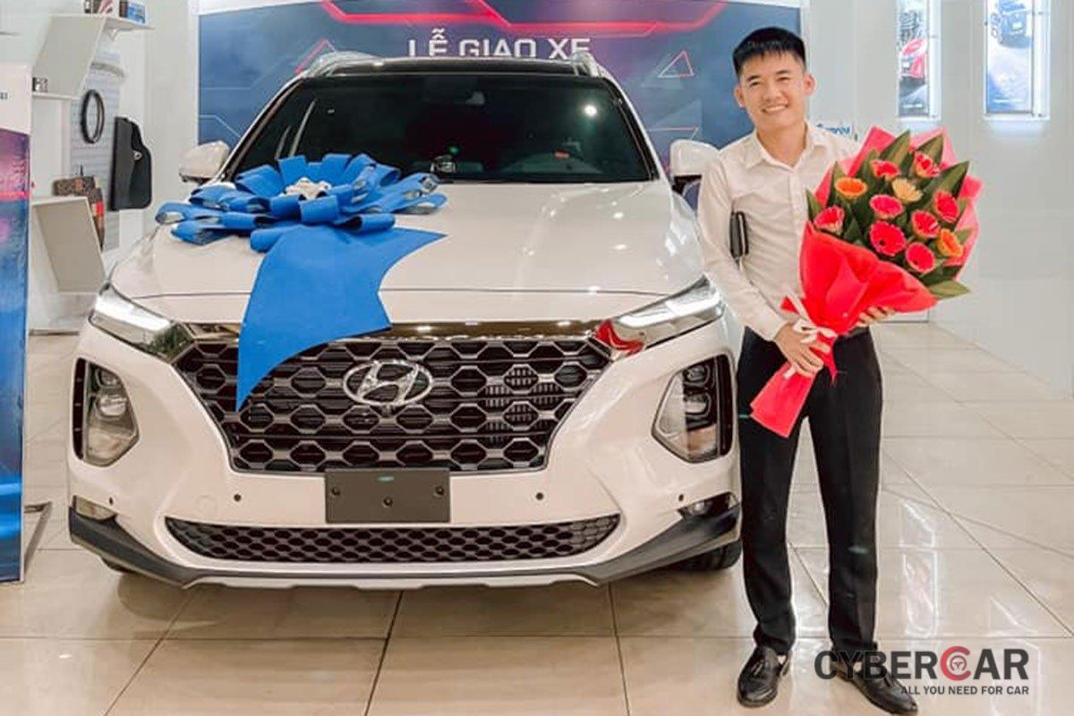 Muốn đổi Hyundai Santa Fe 2021, con trai bà Tân Vlog bán xe vừ mua với chạy hơn 3.000 km a1