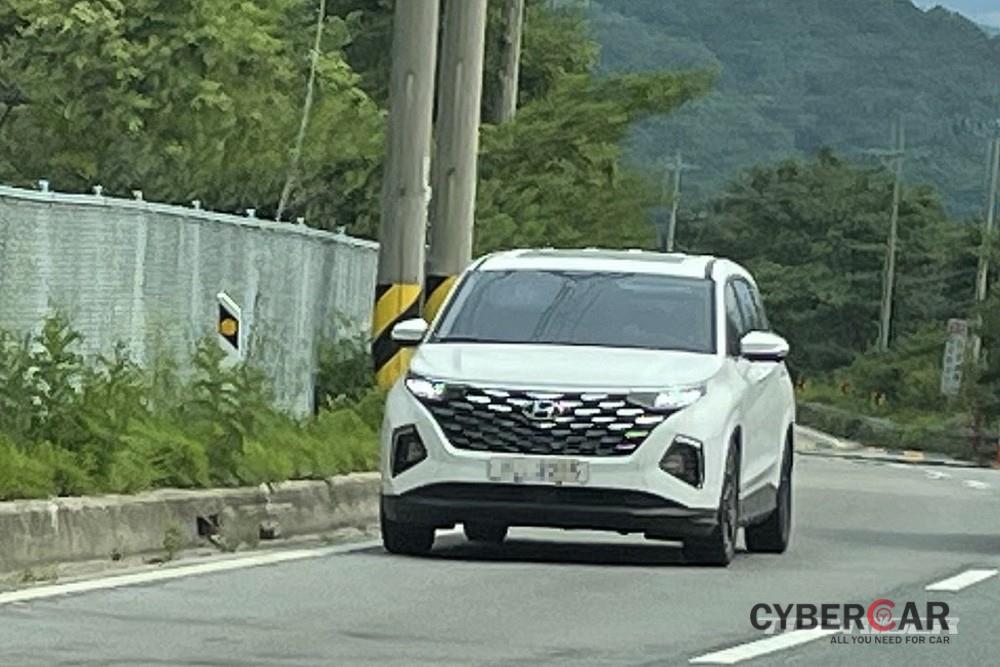 Hyundai Custo bất ngờ bị bắt gặp tại Hàn Quốc