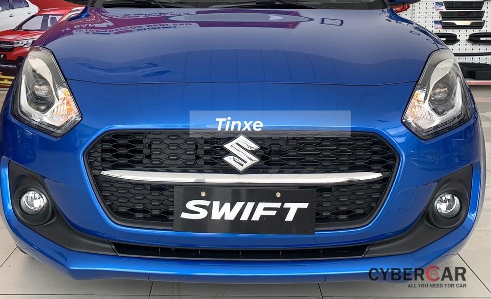 Lưới tản nhiệt sửa đổi thiết kế của Suzuki Swift 2021