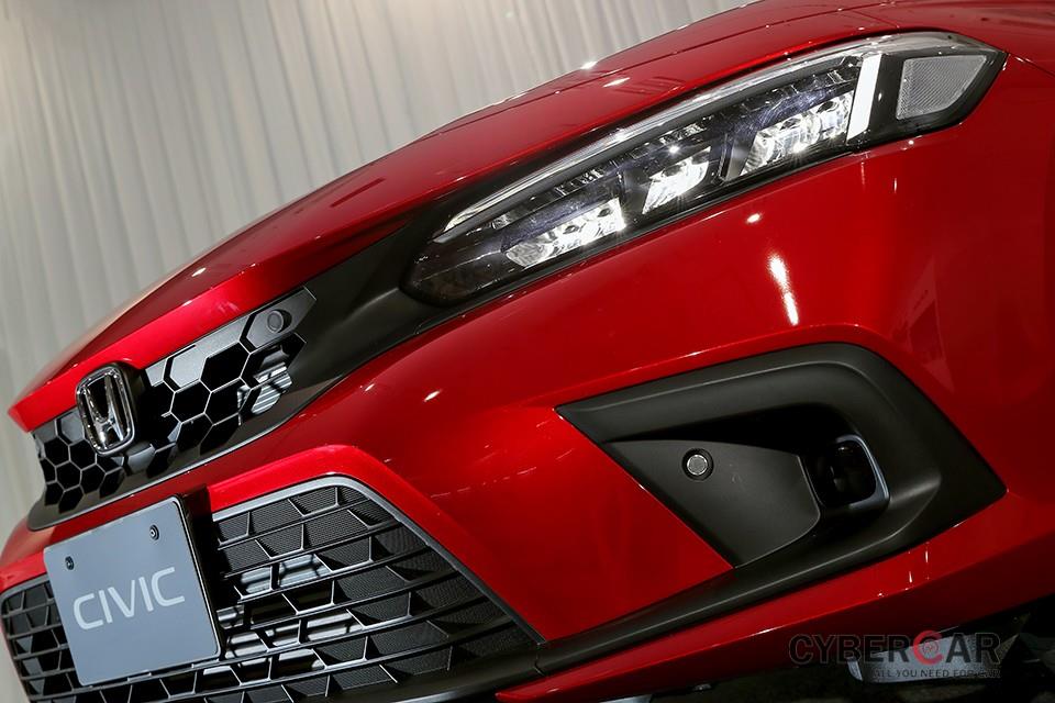 Honda Civic Hatchback 2022 có thiết kế lưới tản nhiệt riêng