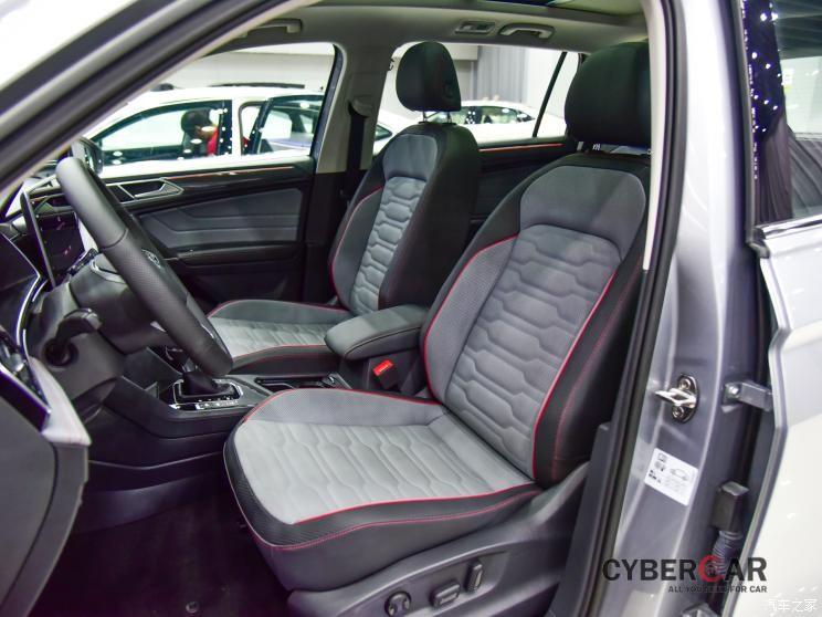 Ghế của Volkswagen Tiguan L 2021