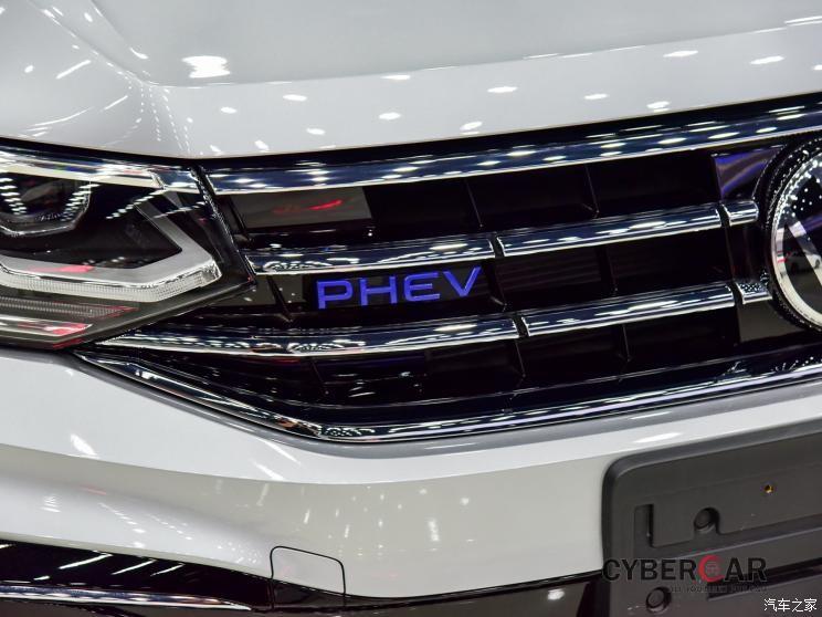 Logo PHEV của Volkswagen Tiguan L 2021