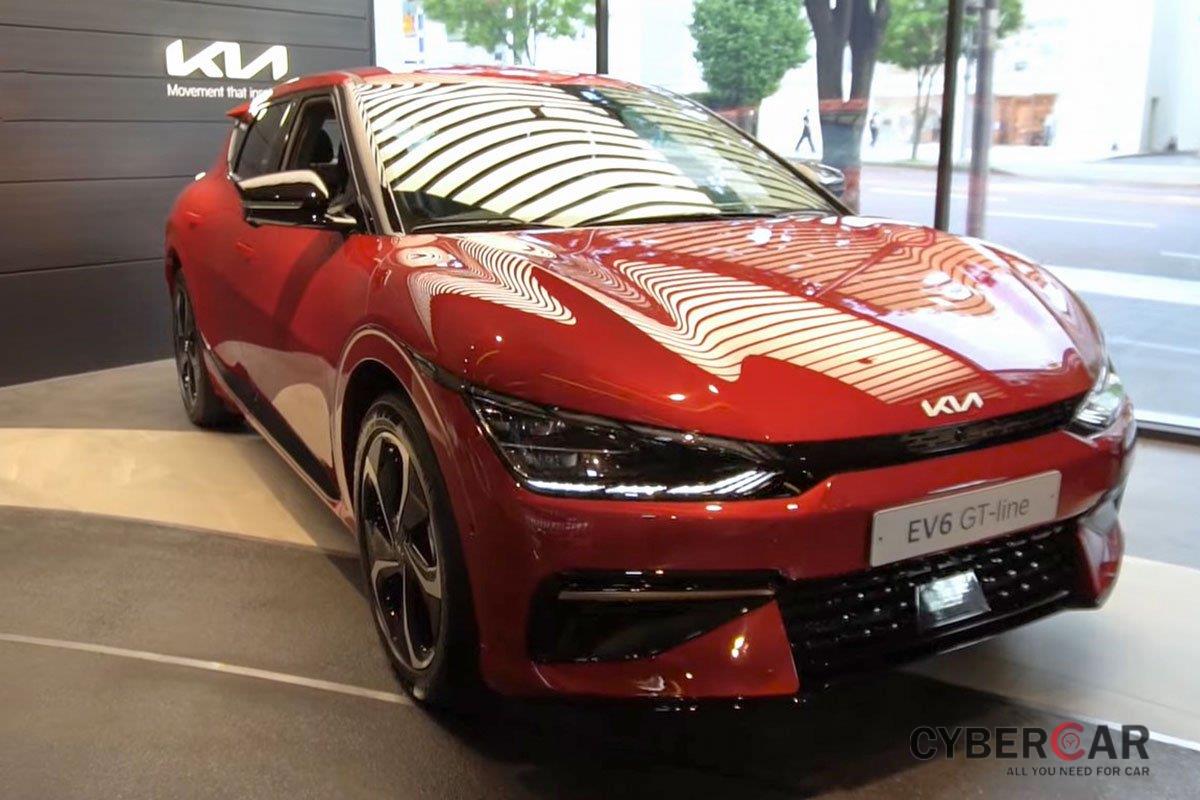 Đây là ô tô điện Kia EV6 ngoài đời thực, có nét giống Lamborghini Urus a1